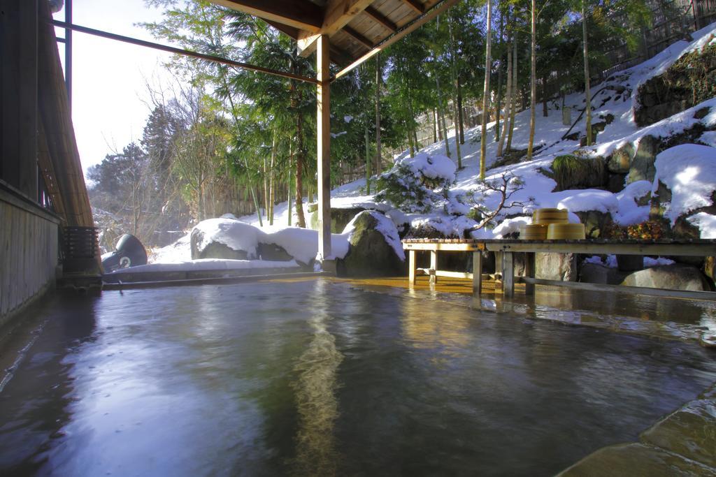 Sakaeya Hotel Yamanouchi  Ngoại thất bức ảnh
