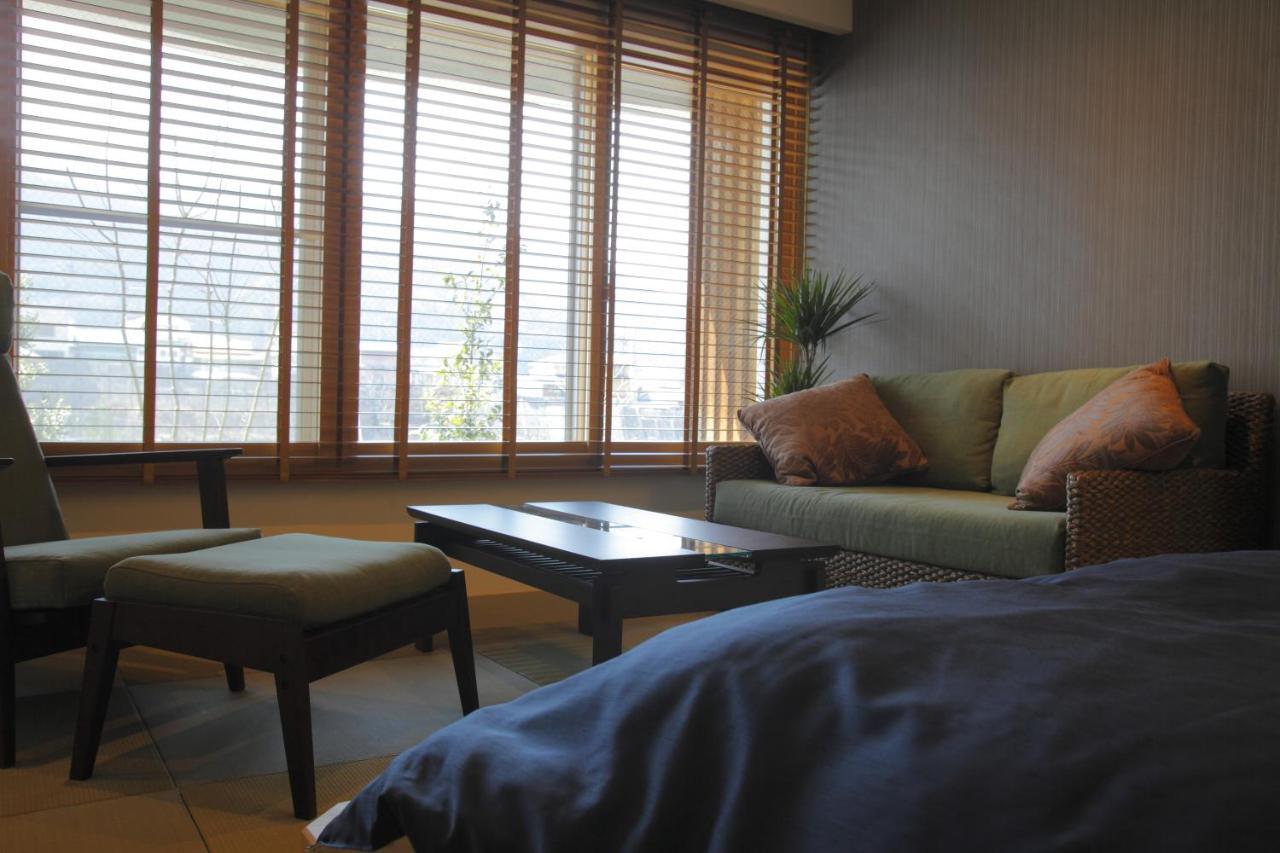 Sakaeya Hotel Yamanouchi  Ngoại thất bức ảnh